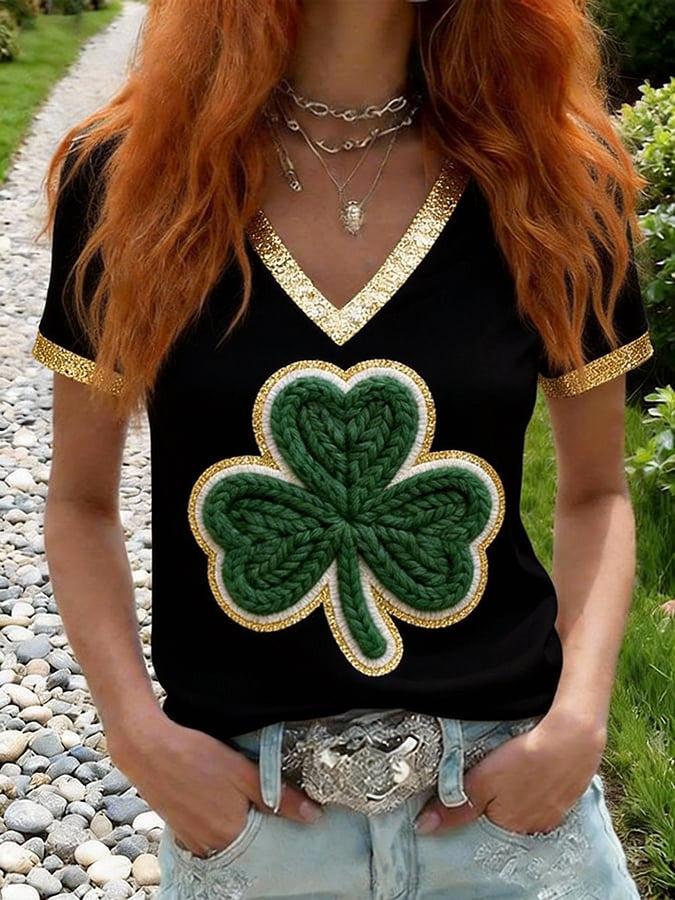  St Patrick's Day Gold Trim Shamrock Heart V-Neck T-Shirt Elegant Irish Gift - TradiViet