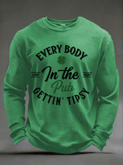  St.Patrick's Day Everybody In The Pub Getting Tipsy Print Long Sleeve T Shirt Green Irish Gifts - TradiViet